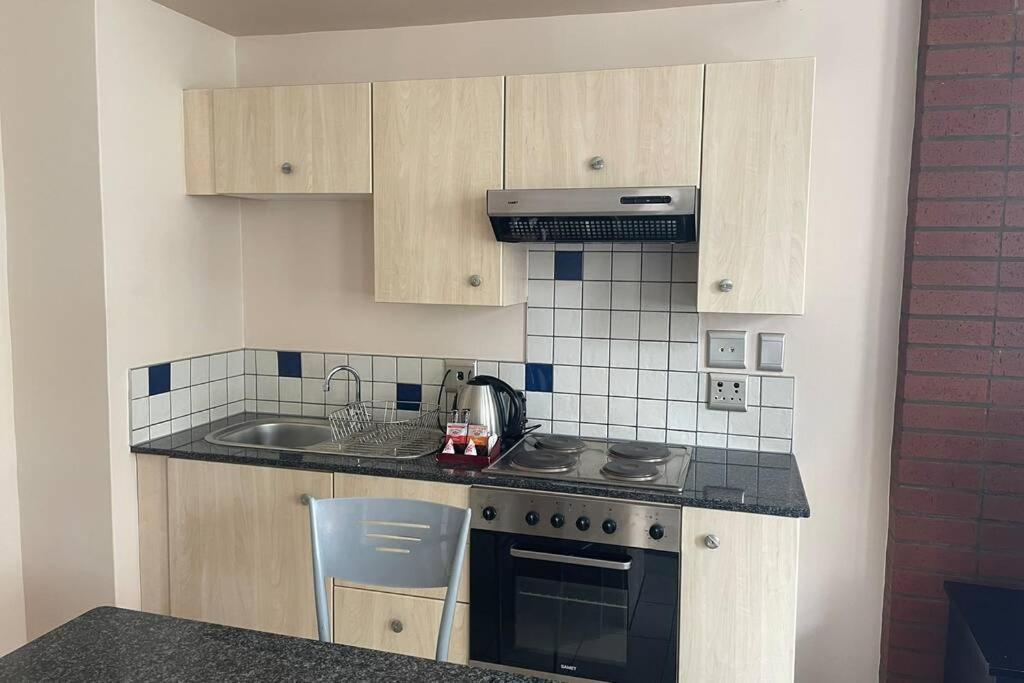 Cool & Easy Flat In The Heart Of Marshalltown Johannesburg Buitenkant foto